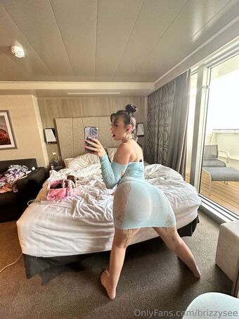 brizzy Голые слитые фото OnlyFans 8