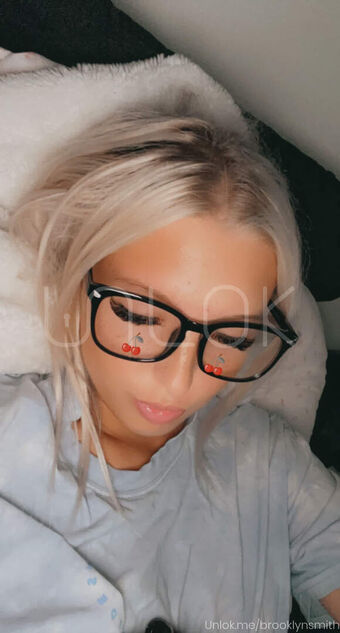 Brookllyn Голые слитые фото OnlyFans 18