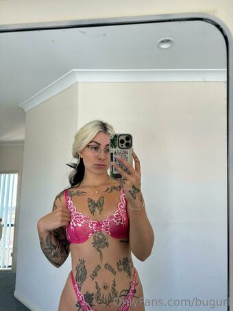 bugurl Голые слитые фото OnlyFans 20