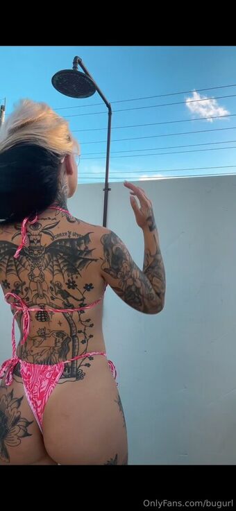 bugurl Голые слитые фото OnlyFans 22