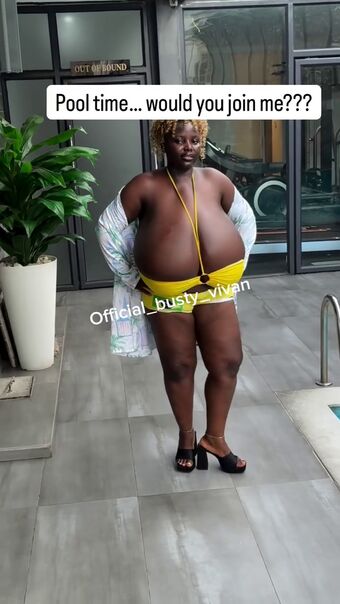 Busty Vivian Голые слитые фото OnlyFans 51