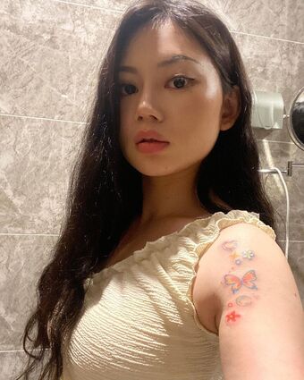 cc979 Голые слитые фото OnlyFans 1