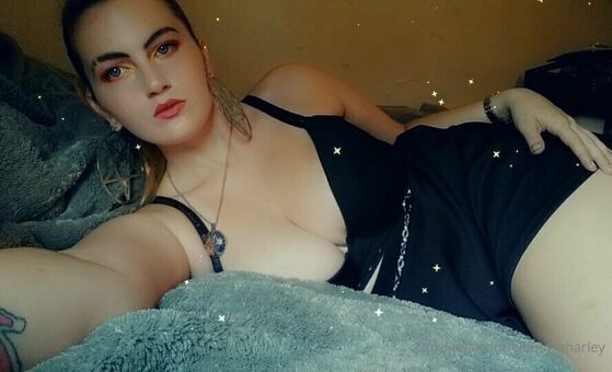 chandraharley Голые слитые фото OnlyFans 15