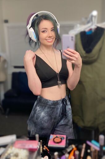 Charleemanderz