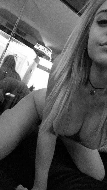 Chelseavundaland Голые слитые фото OnlyFans 49