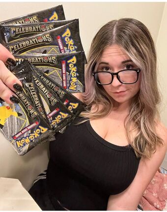 Cherrycgames Голые слитые фото OnlyFans 9