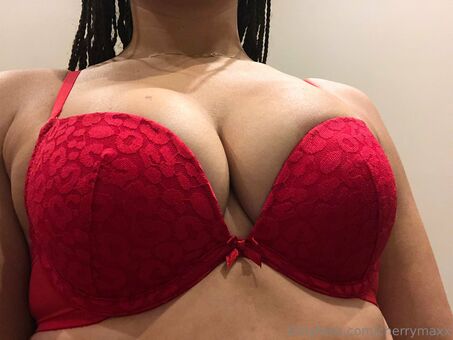cherrymaxx