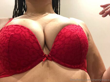cherrymaxx