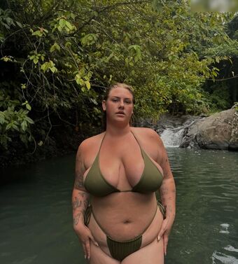 Chynna Clair Голые слитые фото OnlyFans 3
