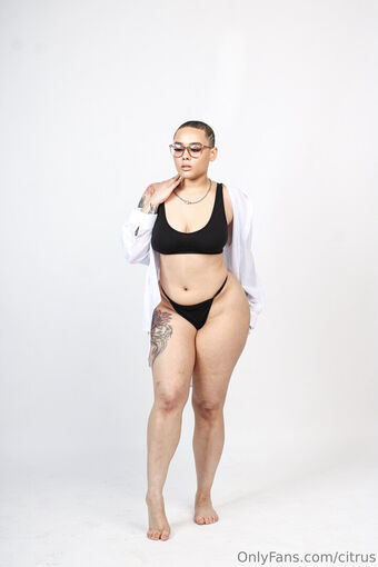 citrus Голые слитые фото OnlyFans 4