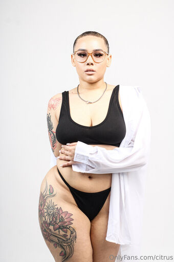 citrus Голые слитые фото OnlyFans 5