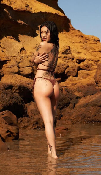 Clair Bai Голые слитые фото OnlyFans 18