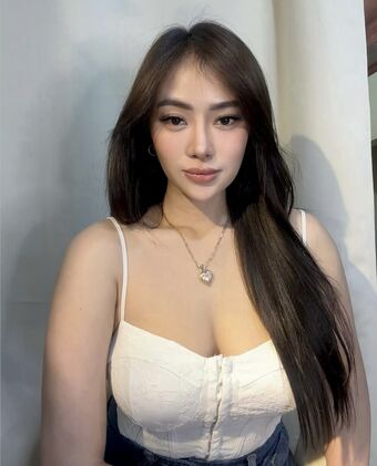 collynqueano Голые слитые фото OnlyFans 5