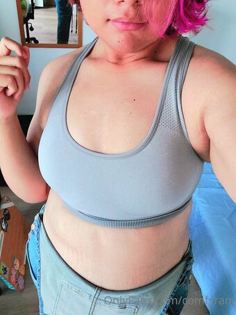 comfyram Голые слитые фото OnlyFans 3