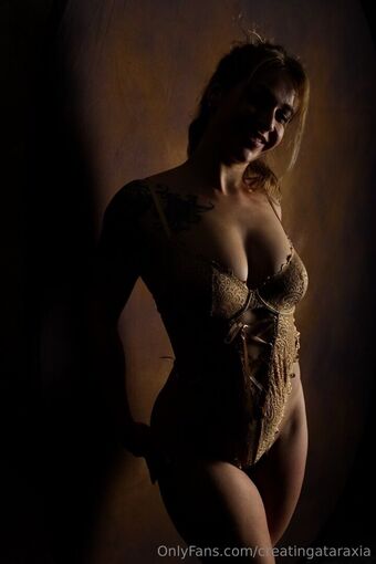 creatingataraxia Голые слитые фото OnlyFans 17