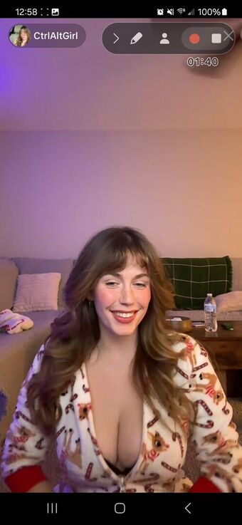 Ctrlaltgirl
