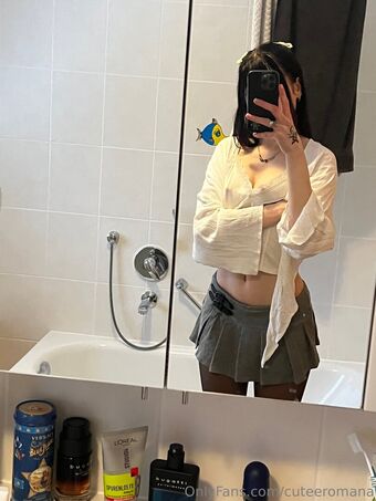 cuteeromana Голые слитые фото OnlyFans 33