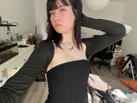 cuteeromana Голые слитые фото OnlyFans 38