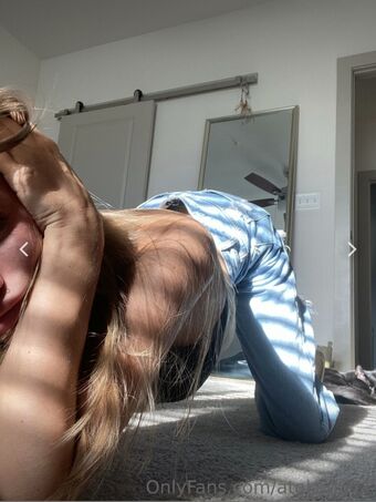 dakotaaaa