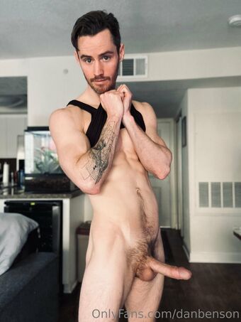 danbenson Голые слитые фото OnlyFans 45