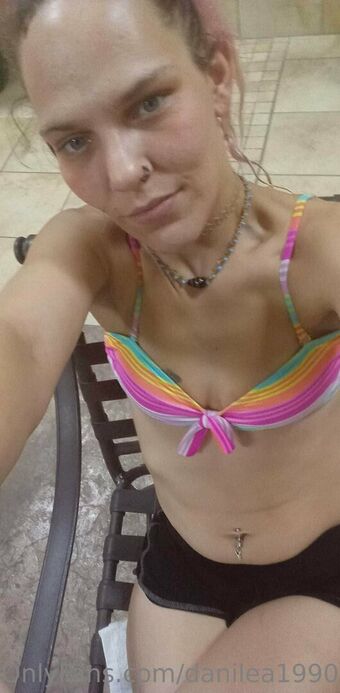 danilea1990 Голые слитые фото OnlyFans 3