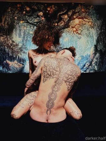 darker.half Голые слитые фото OnlyFans 20