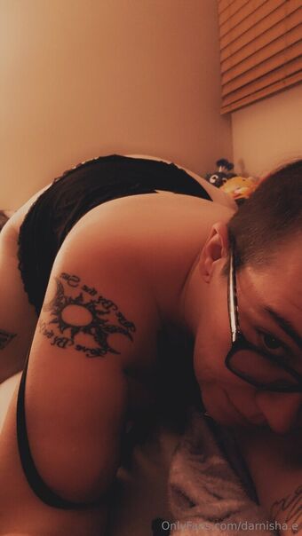 darnisha.e Голые слитые фото OnlyFans 12