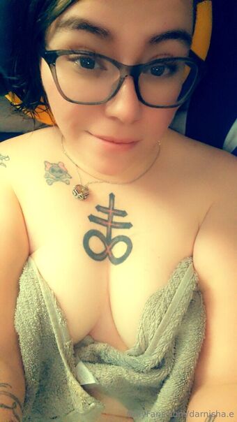 darnisha.e Голые слитые фото OnlyFans 16