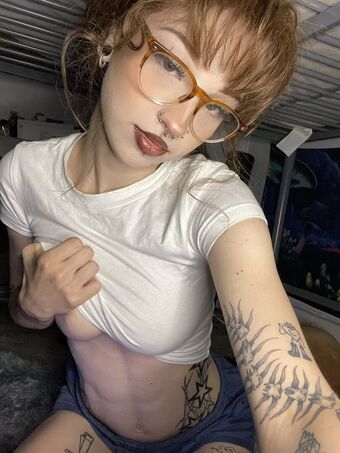 definitelynotd Голые слитые фото OnlyFans 2