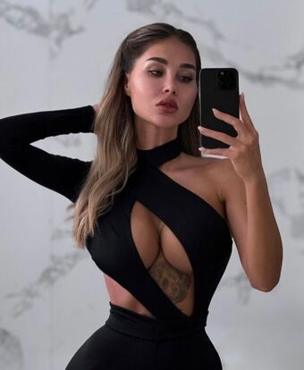 definy Голые слитые фото OnlyFans 5