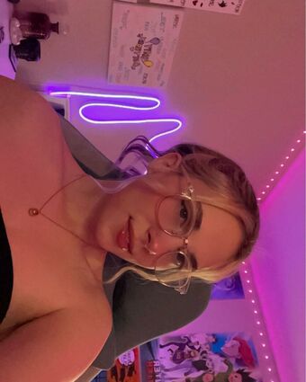 DefNotDes Голые слитые фото OnlyFans 10