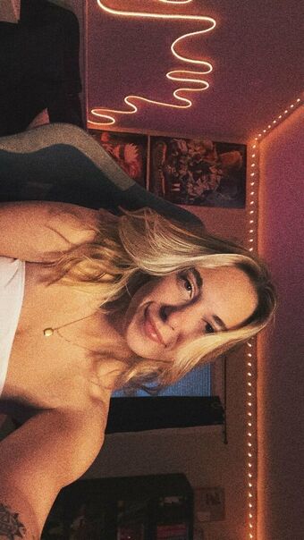 DefNotDes Голые слитые фото OnlyFans 14