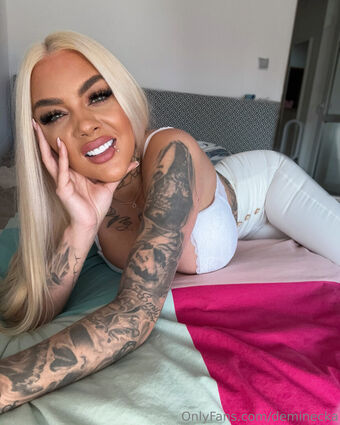 Deminecka Голые слитые фото OnlyFans 52