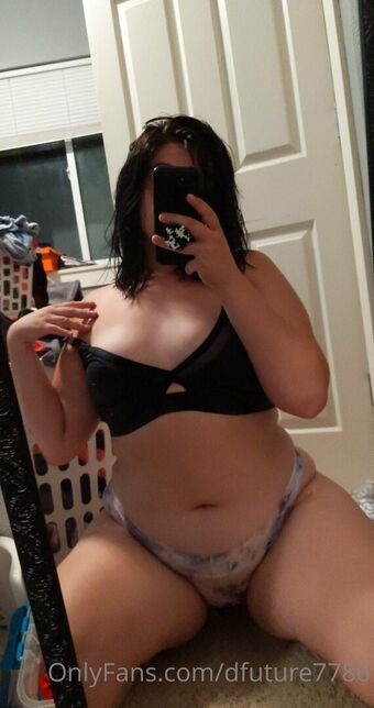 dfuture7786 Голые слитые фото OnlyFans 1