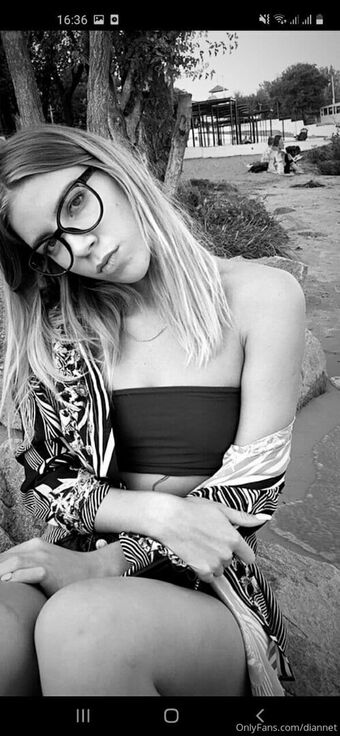 diannet Голые слитые фото OnlyFans 31