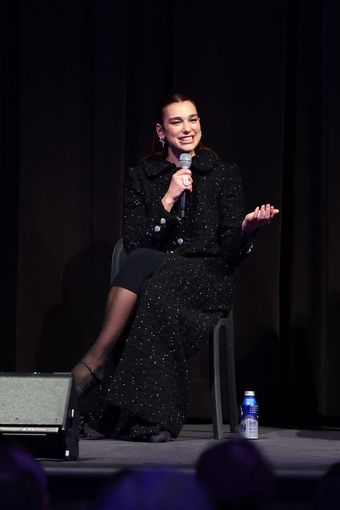 Dua-lipa
