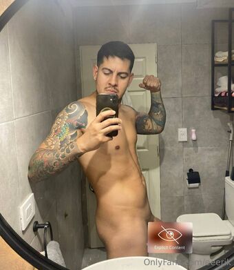 eeerik Голые слитые фото OnlyFans 28