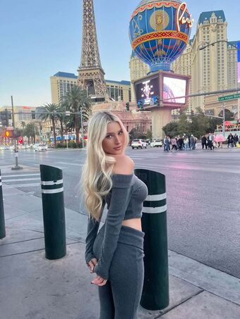 Ella Netzer Голые слитые фото OnlyFans 175