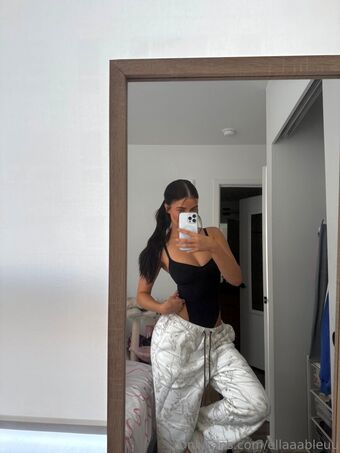 ellaaableuu Голые слитые фото OnlyFans 1