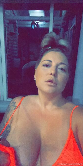 ellitelli Голые слитые фото OnlyFans 10