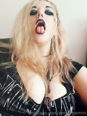 embergemini Голые слитые фото OnlyFans 31