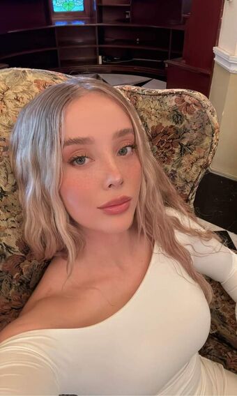 eme.gee Голые слитые фото OnlyFans 23
