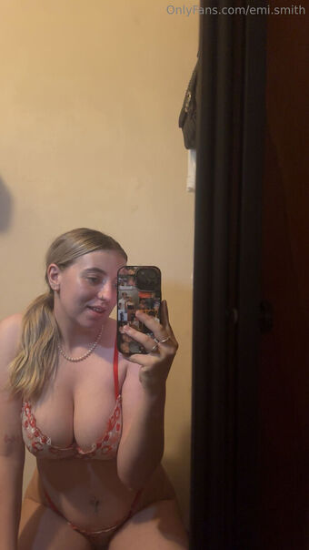 emi.smith Голые слитые фото OnlyFans 27