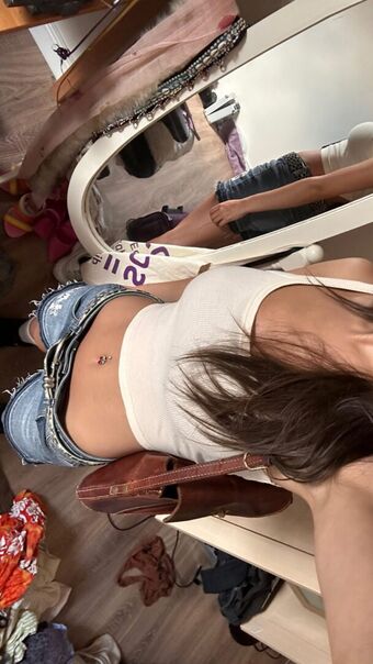 Emika Webster Голые слитые фото OnlyFans 39