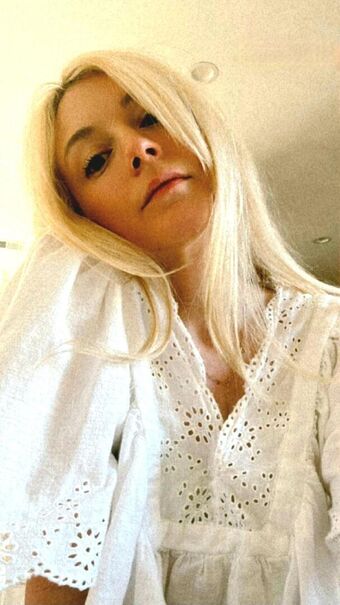 Emily Kinney