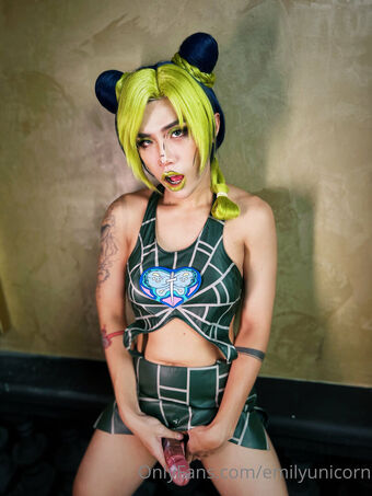 Emily Yunicorn Голые слитые фото OnlyFans 49