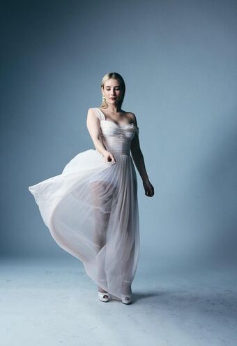 Emma Roberts Голые слитые фото OnlyFans 136