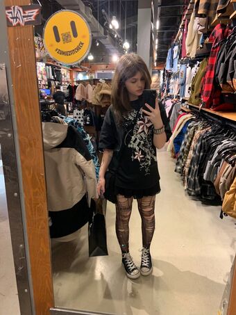 emoassyrian Голые слитые фото OnlyFans 8