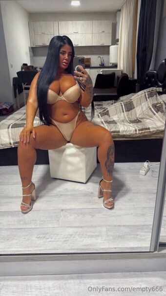 empty666 Голые слитые фото OnlyFans 52