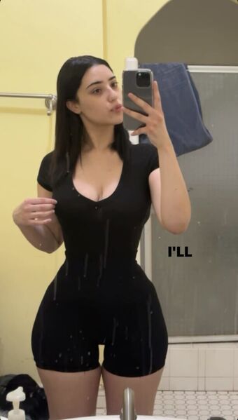 Emptycupcakee Голые слитые фото OnlyFans 9